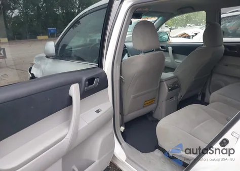 2012 Toyota Highlander Base V6 z USA, uszkodzony, nr VIN 5TDZK3EH3CS086620